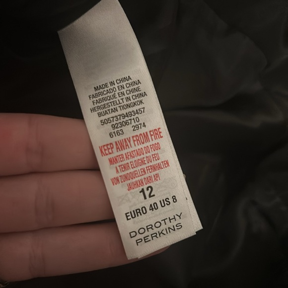 Vest with faux fur hood - Picture 5 of 7